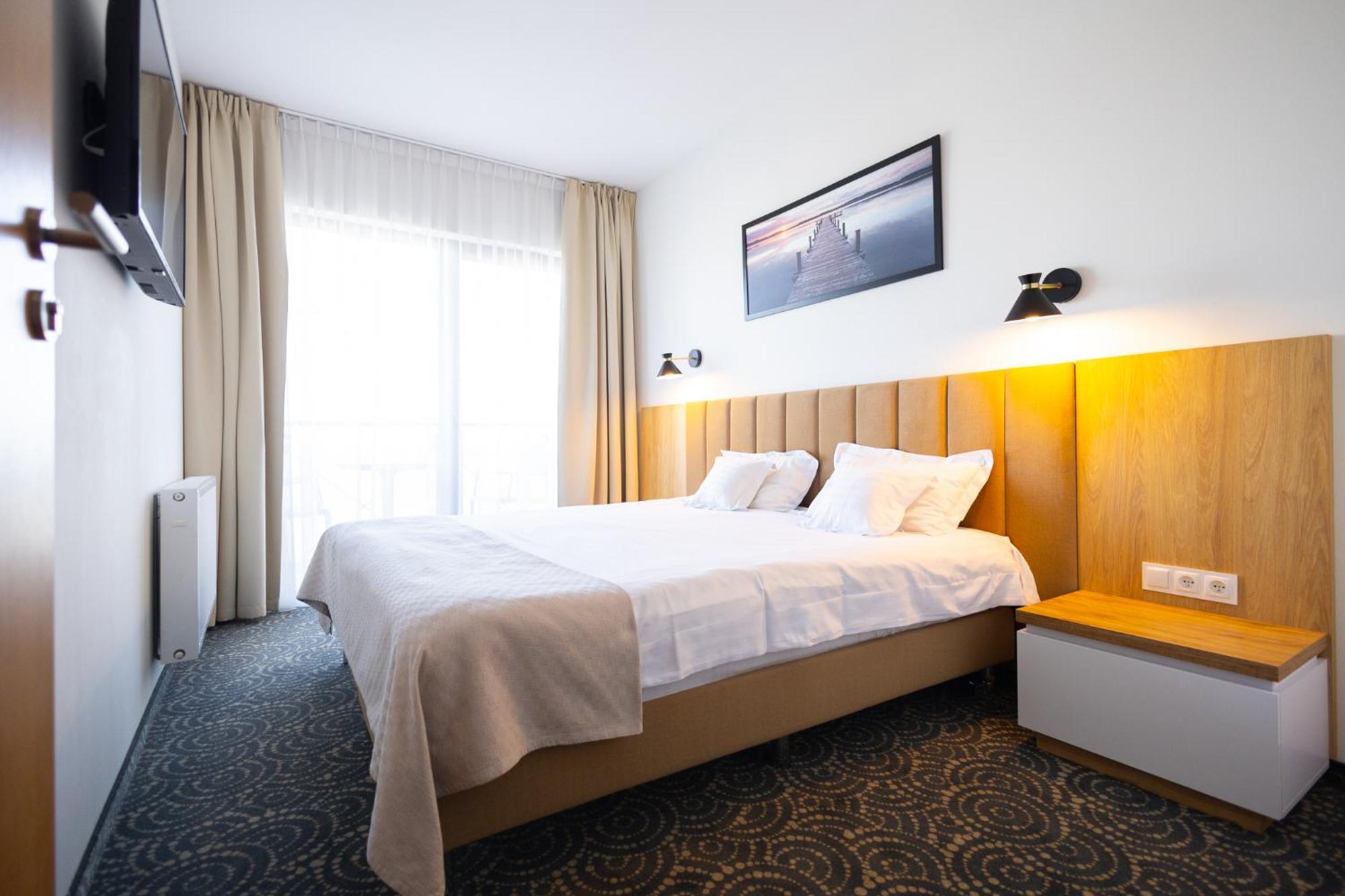 Hotel Arden Środa Śląska Dış mekan fotoğraf